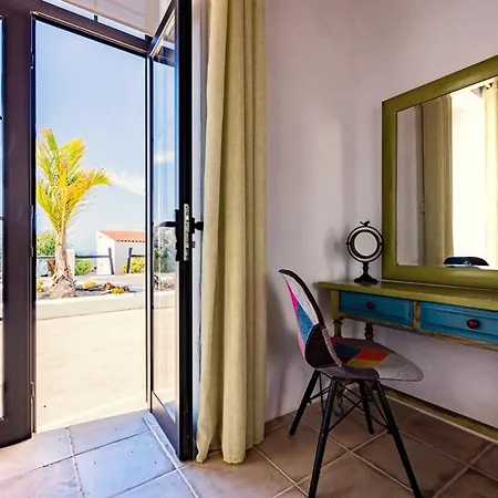 Casa Tazirit Vila Mácher